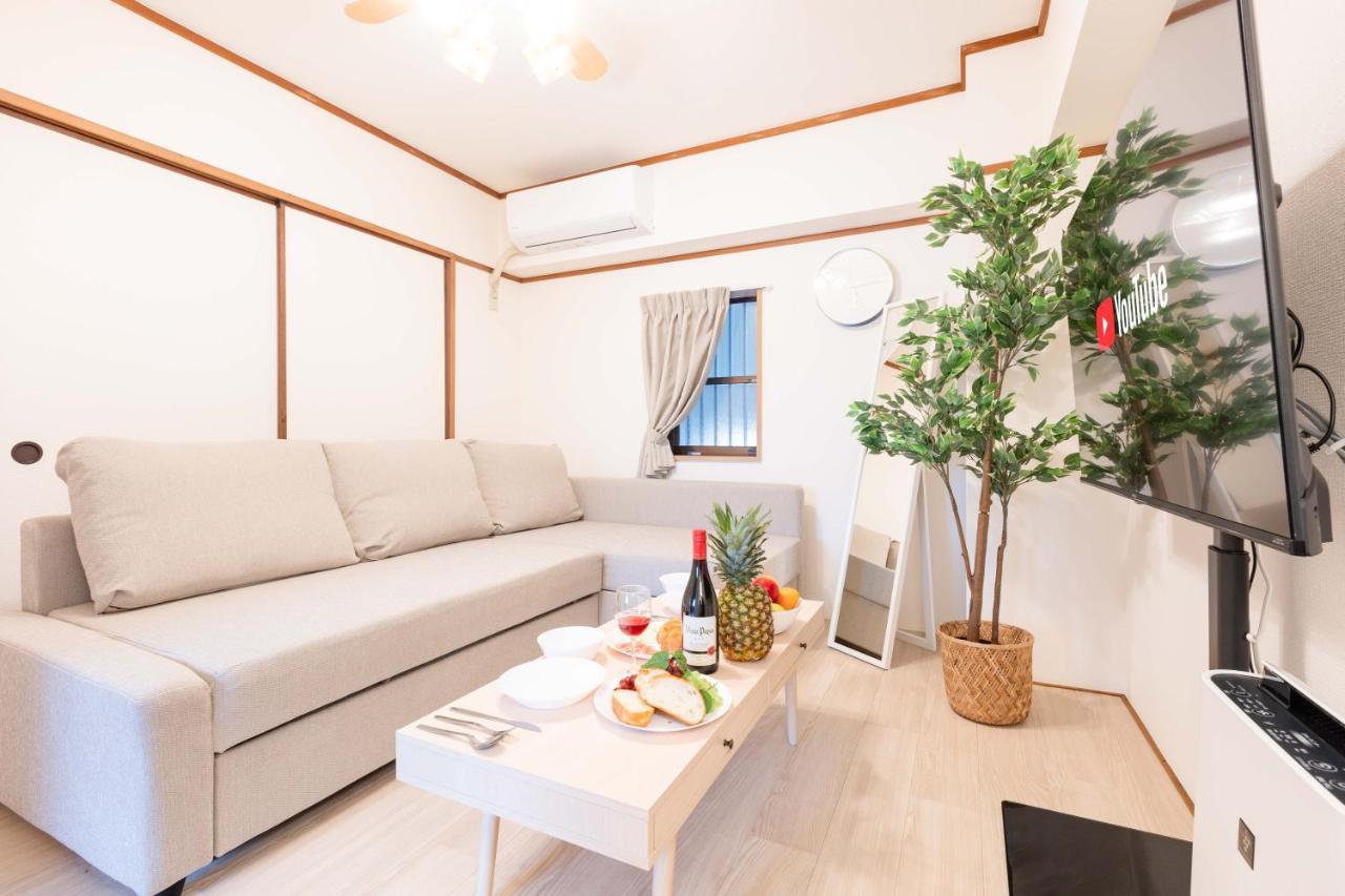 River Side Namba 600 Appartement *